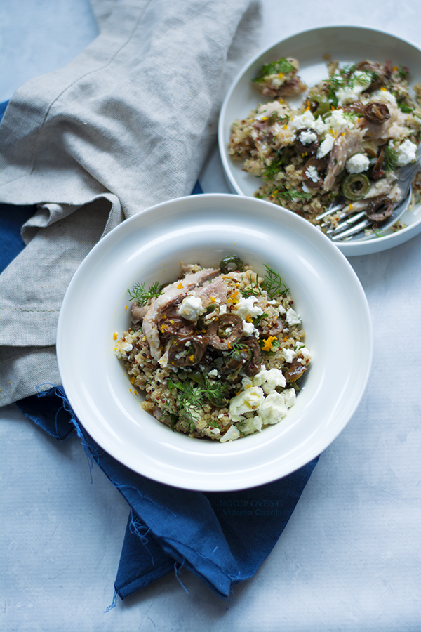 Quinoa con sgombro alla mediterranea