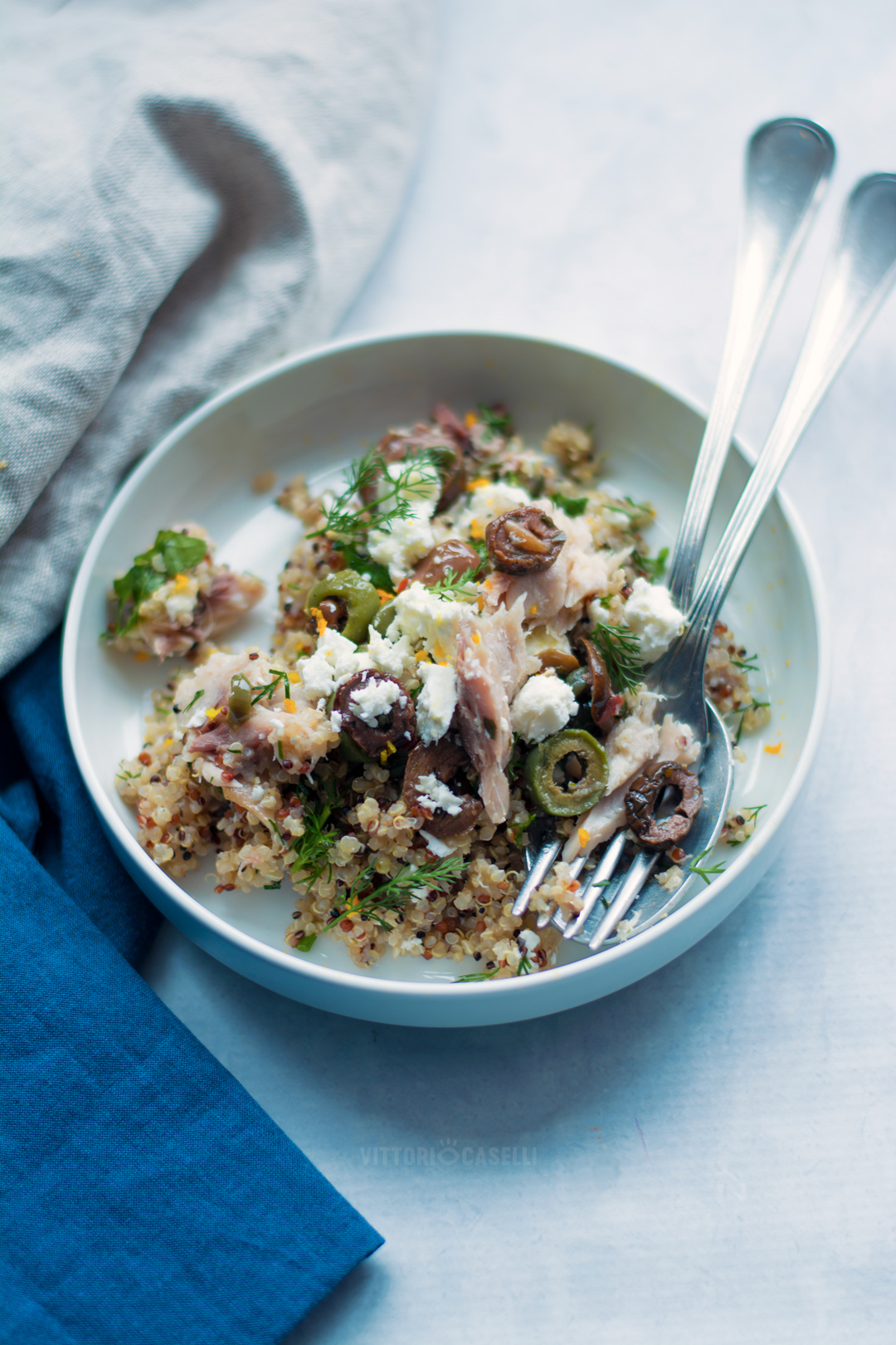 Quinoa con pesce alla mediterranea