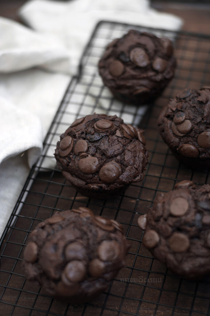 Muffins al doppio cioccolato morbidi